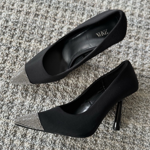 Zara Shoes Zara Silver And Black High Heels Poshmark — free download